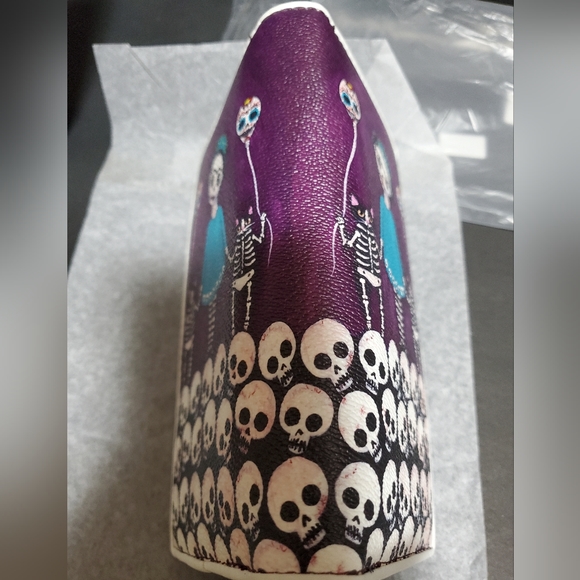 Wallet - Picture 4 of 4